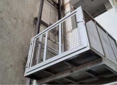 Aalto - Goods Lift<br><br> <a href="https://aaltoengineers.com/aalto-goods-lift/"        style="display:inline-block;            padding:12px 22px;            color:#000;            background:linear-gradient(135deg, #FFC527, #D89F03);            text-decoration:none;            border-radius:10px;            font-size:15px;            font-weight:600;            cursor:pointer;            box-shadow: 0 5px 12px rgba(0,0,0,0.4);            transition: all 0.3s ease;">    Know More </a>